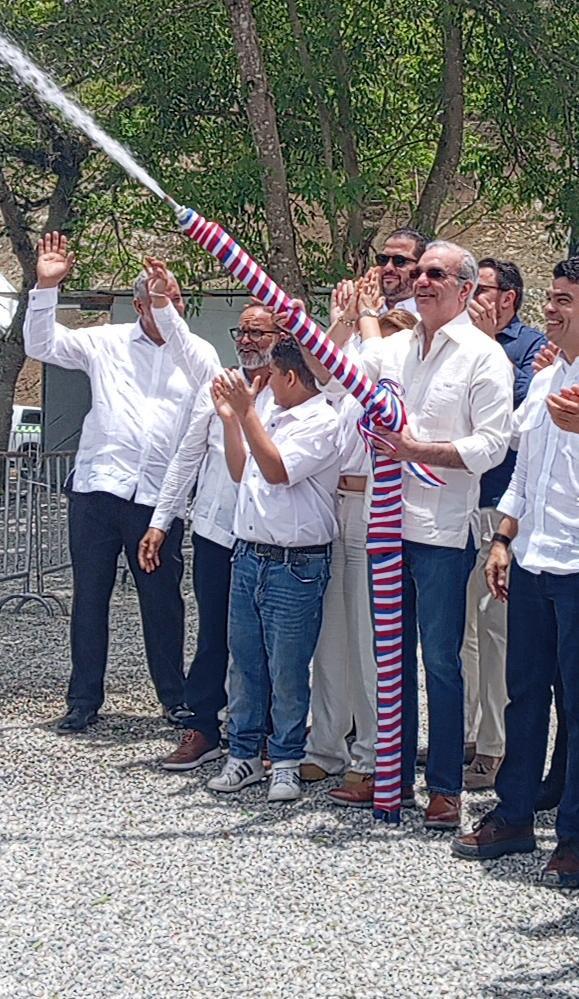 Nuestro distrito de Nizao las Auyamas está de júbilo con la inauguración de su acueducto y las obras puestas en ejecución por nuestro Presidente Luis Abinader.